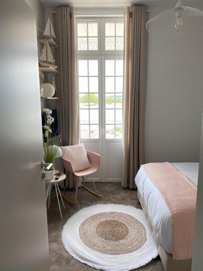 White House, Maison D'Hotes Villequier Bagian luar foto