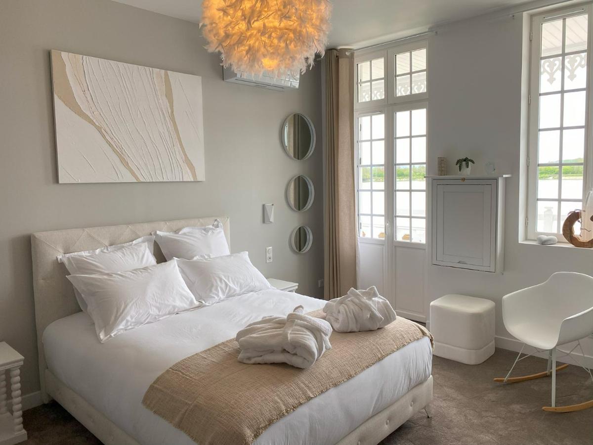 White House, Maison D'Hotes Villequier Bagian luar foto