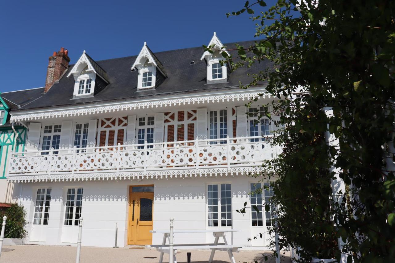 White House, Maison D'Hotes Hotel Villequier Bagian luar foto